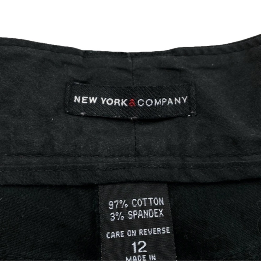 New York & Company Vintage Mid-Rise Shorts | Size 12 - Picture 5 of 6